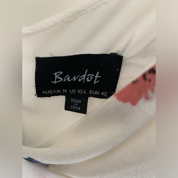 Bardot wrap dress - Picture 2 of 3